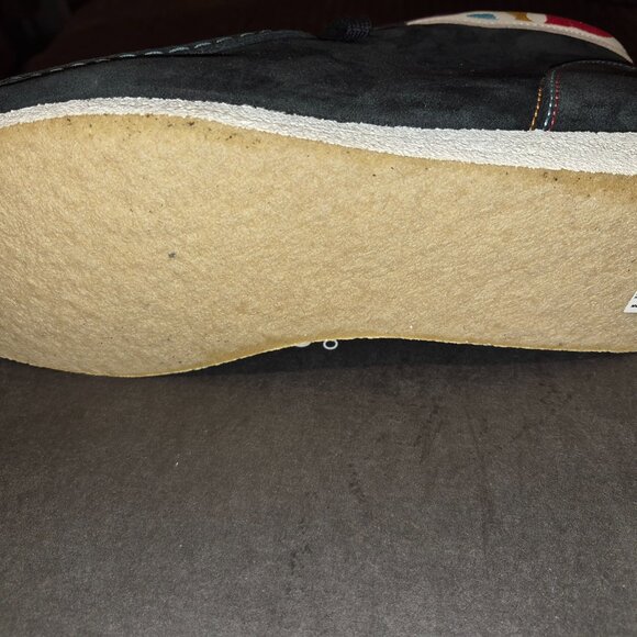 ? Clarks Wallabee “Black Embroidery – One School NY”  SZ 13 • BRAND NEW main image 8